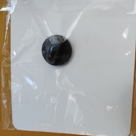 Blizzard Overwatch Collector's Pin - Brown and Gold - Picture 4 of 4